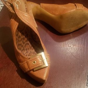 Jessica Simpson heels